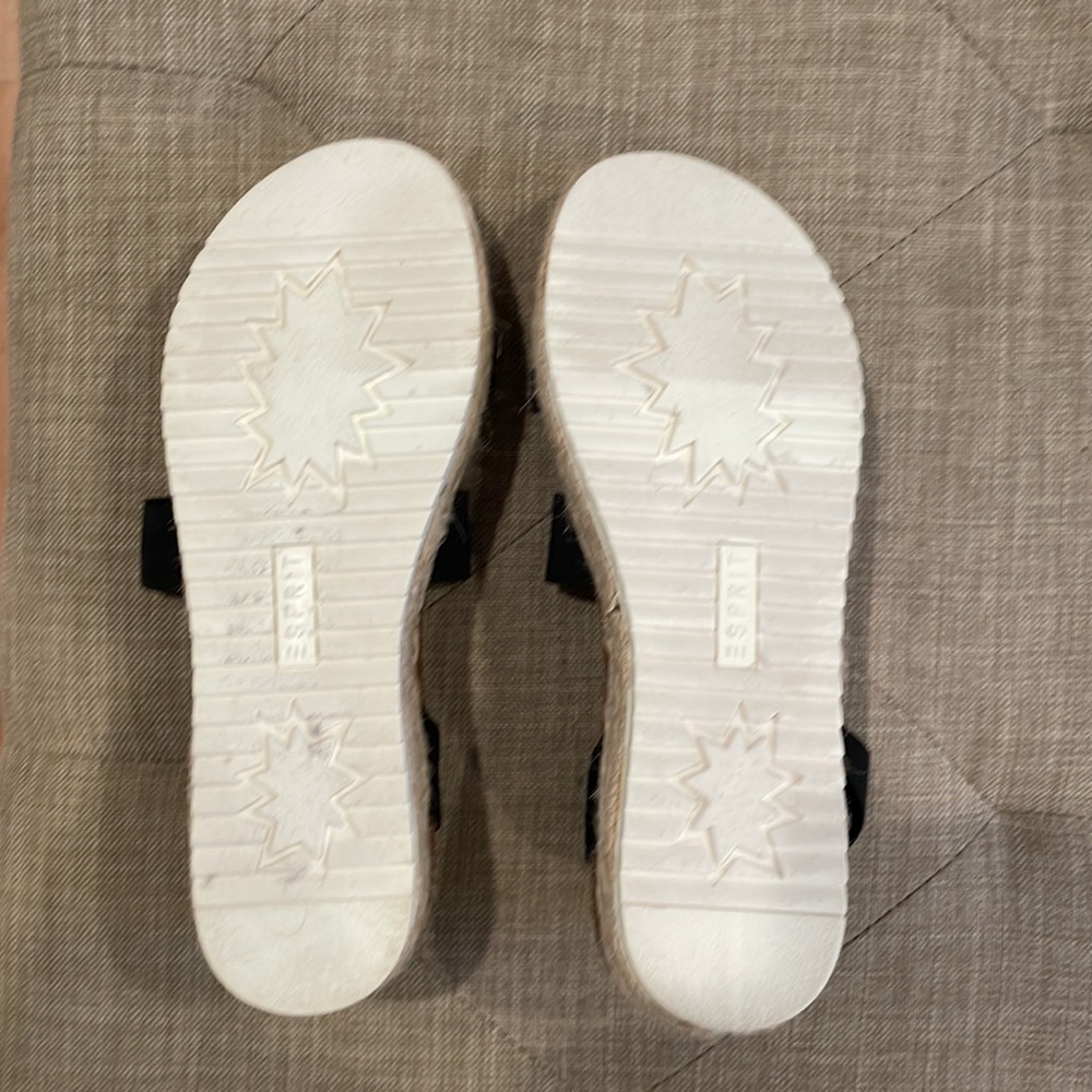 Sprit Shoes - Picture 4 of 6